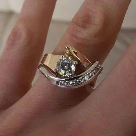 Unregelmäßiger Vintage-Ring aus Gold und Silber mit Zirkonia