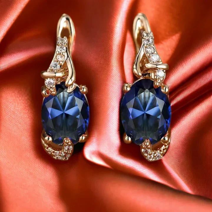 Elegante Saphirblaue Ohrringe mit glitzernden Zirkonia-Akzenten