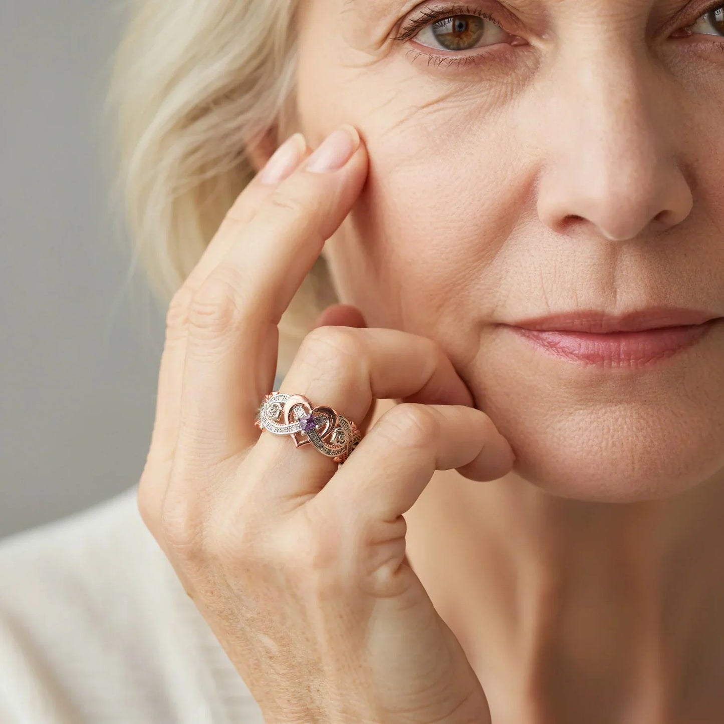 Edelstahlring mit Herz- und Unendlichkeitsdesign