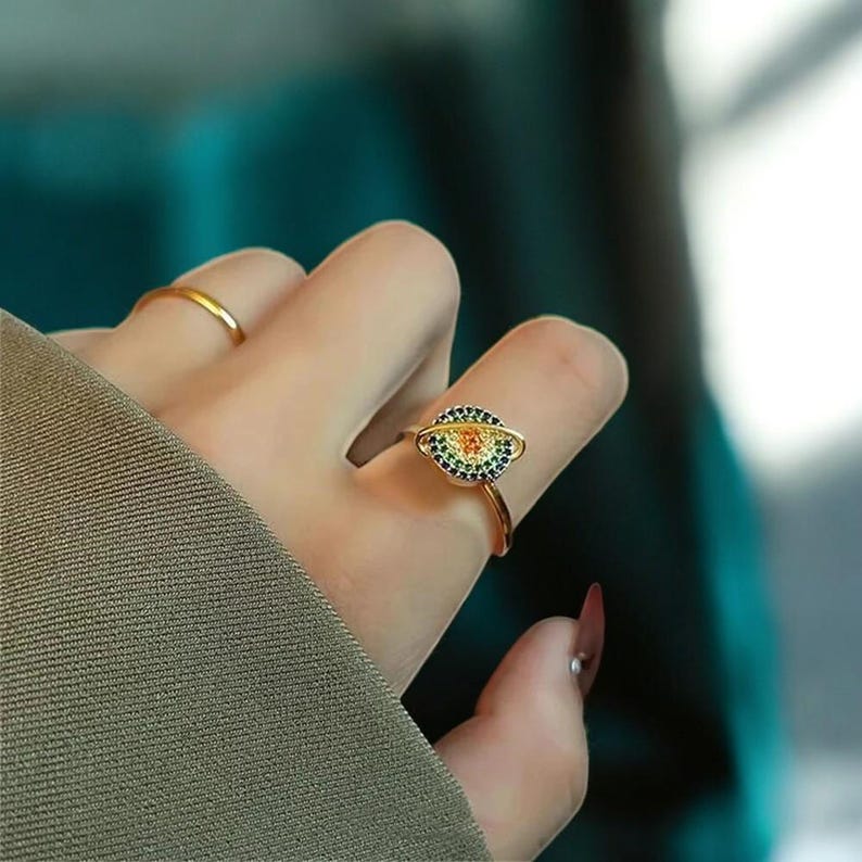 Golda | Planet-Drehring