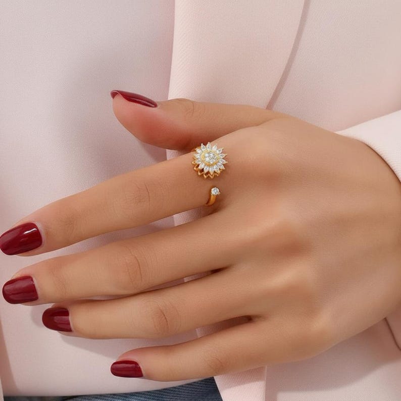 Hennie | Blumen-Drehring