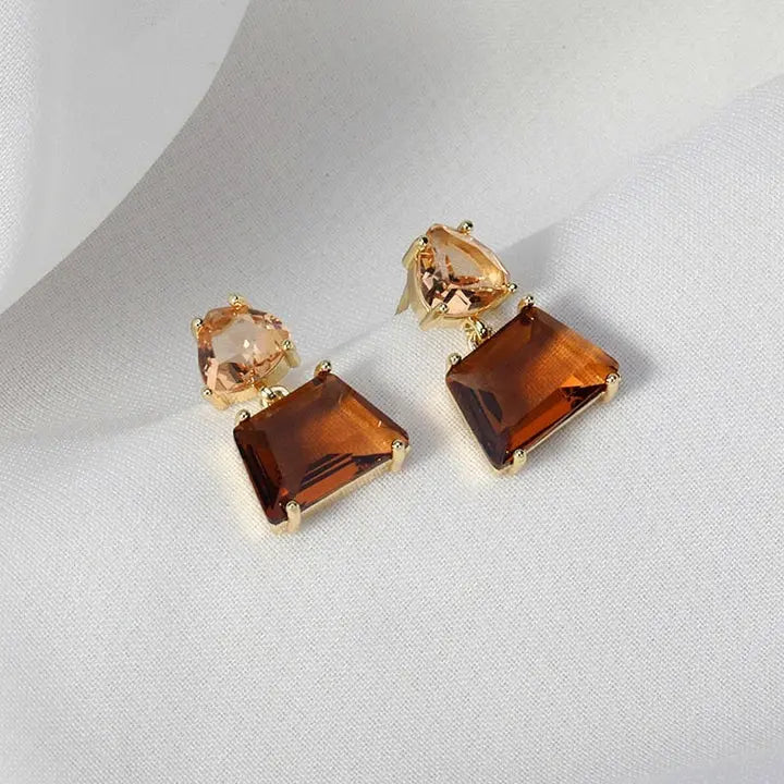 Elegante Ohrringe mit Wüstenkristallen und braunen Steinen