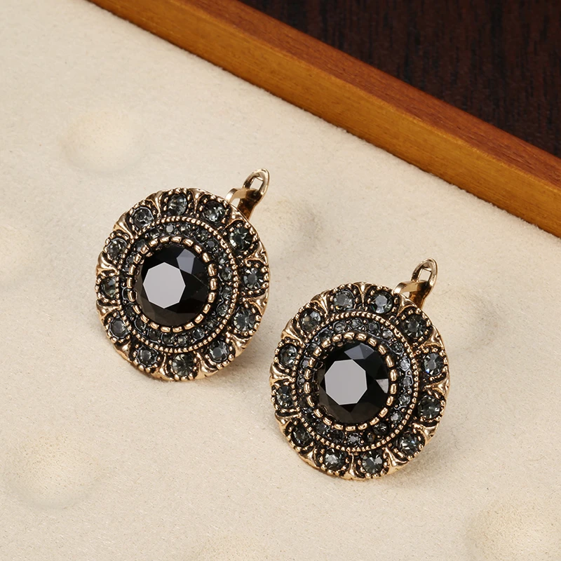 Vintage Statement Ohrringe mit schwarzen Kristallen und antikem Finish