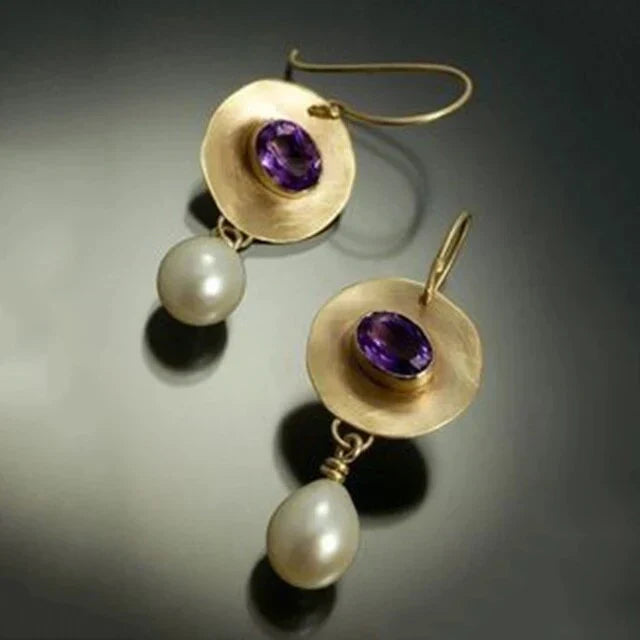 Elegante Ohrringe mit Amethyst und Süßwasserperlen in Tropfenform