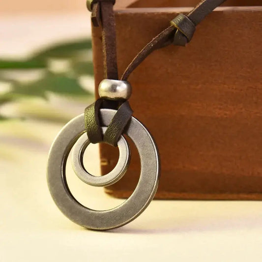 Herren Vintage Leder Halskette mit Doppelring Anhänger