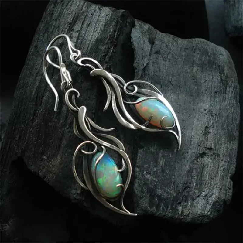Vintage Opal Ohrringe im filigranen Blätter-Design
