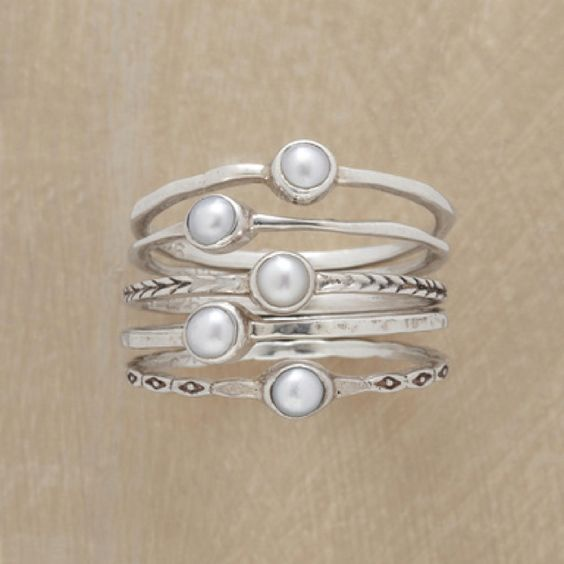 Ring mit Perleneinlage