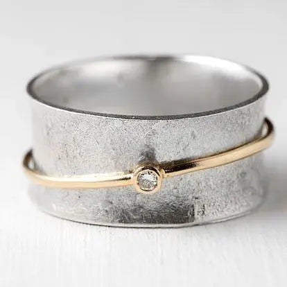 Vintage-Ring mit Zirkonia und goldfarbenem Akzent