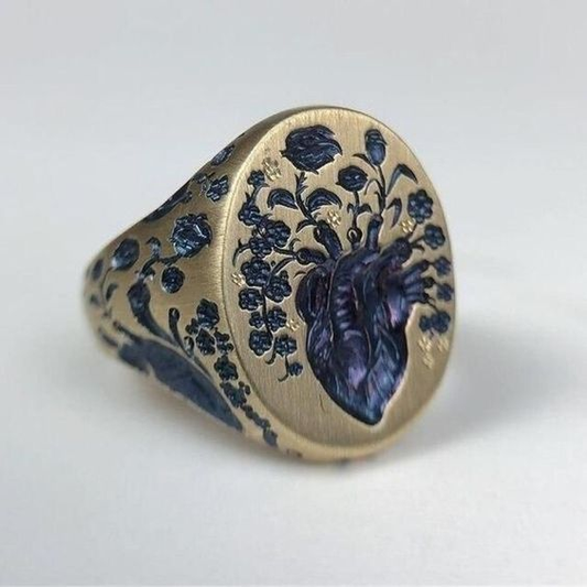 Vintage-Ring mit blauer Blume