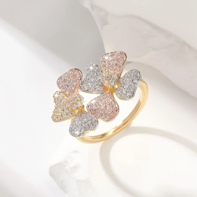 Ring mit natürlichen Elementen