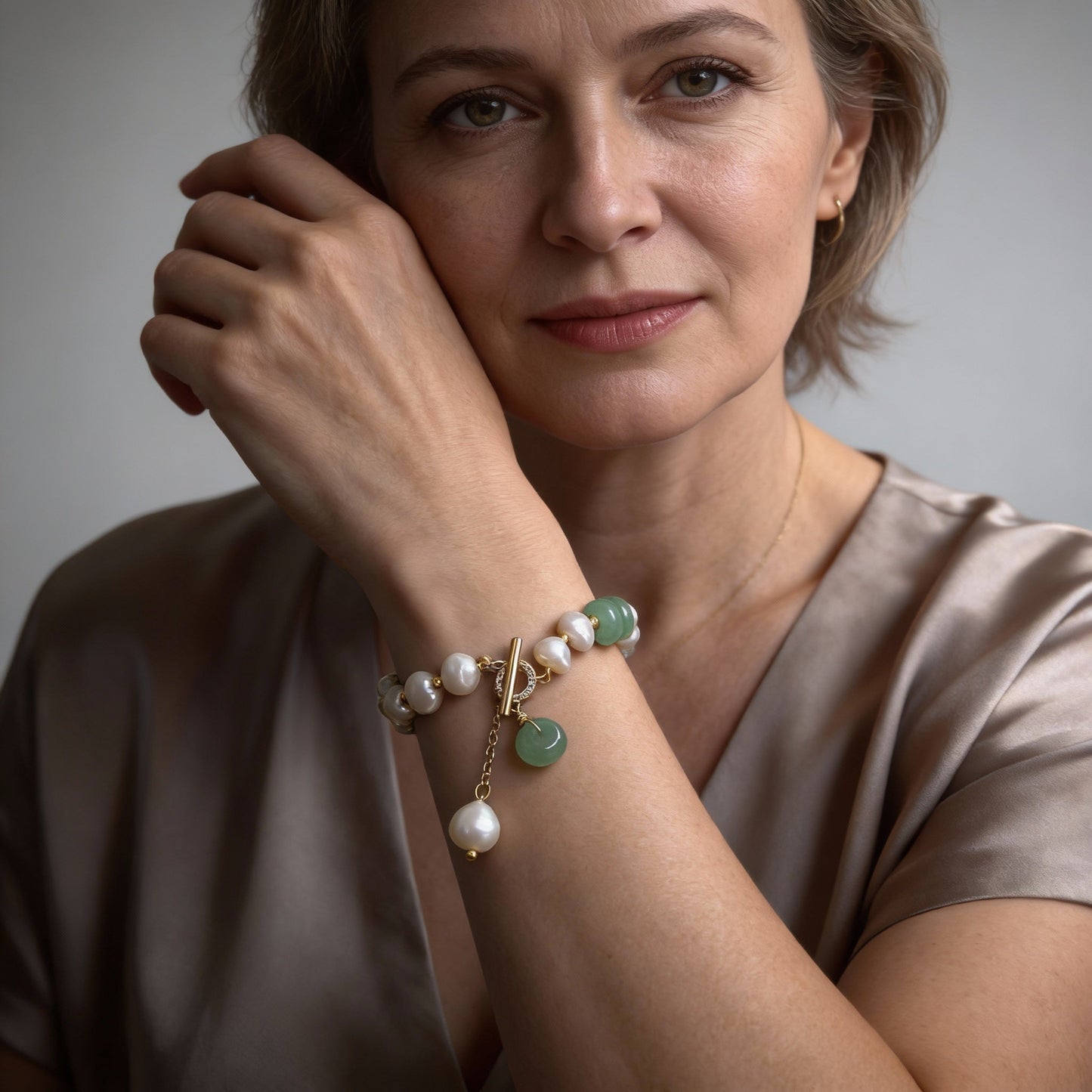 Elegantes Süßwasserperlen-Armband mit Aventurin und Knebelverschluss