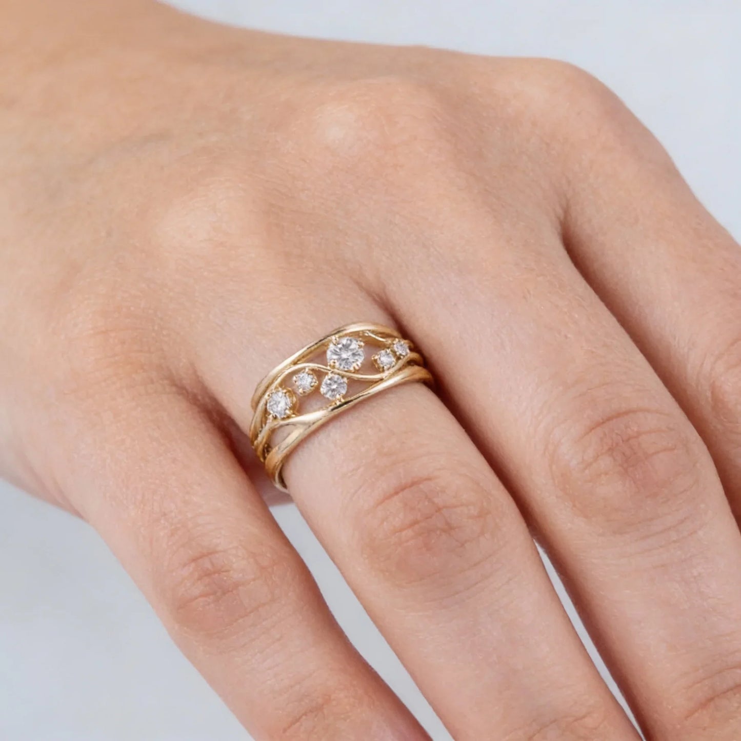 Vergoldeter Ring mit Zirkonia