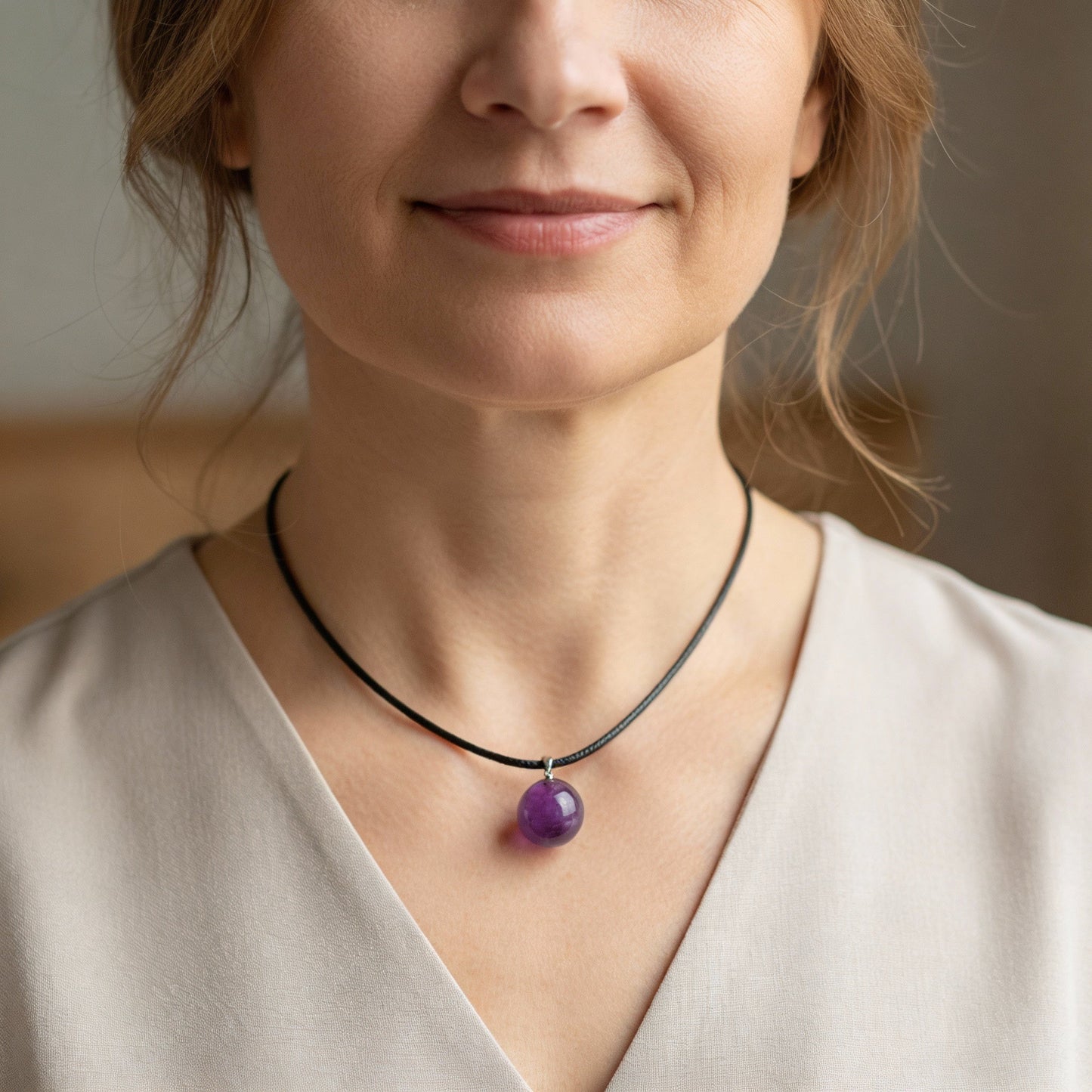 Amethyst Kugel Anhänger Halskette auf schwarzem Lederband Unisex