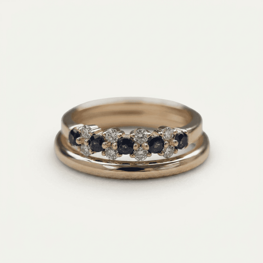 Handgefertigter Ring mit Saphir und Kristall