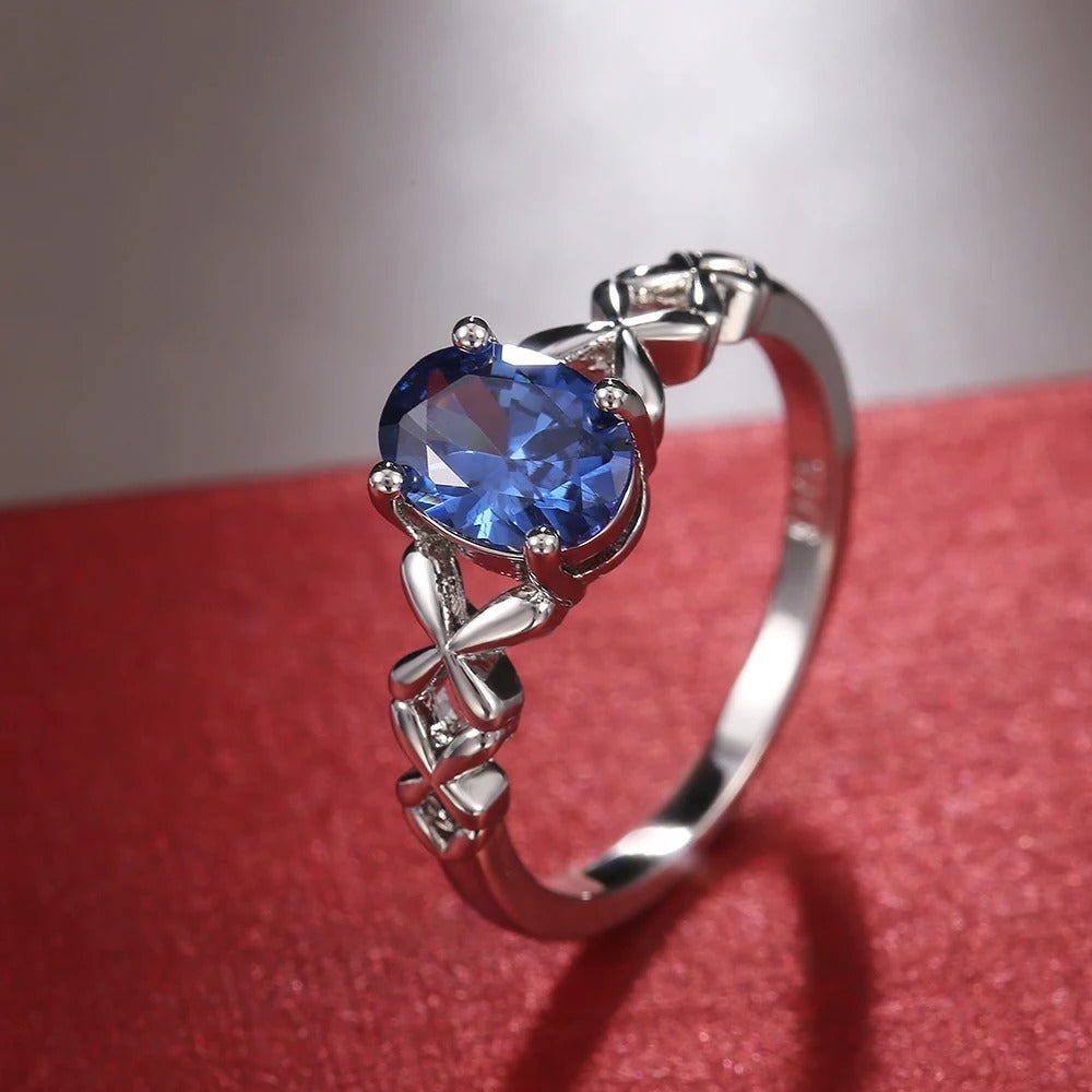Vintage-Ring mit Sonne, Mond und Stern