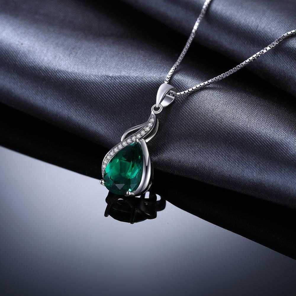 Elegante Tropfen-Halskette mit glitzerndem Smaragd-Zirkonia und feinem Design